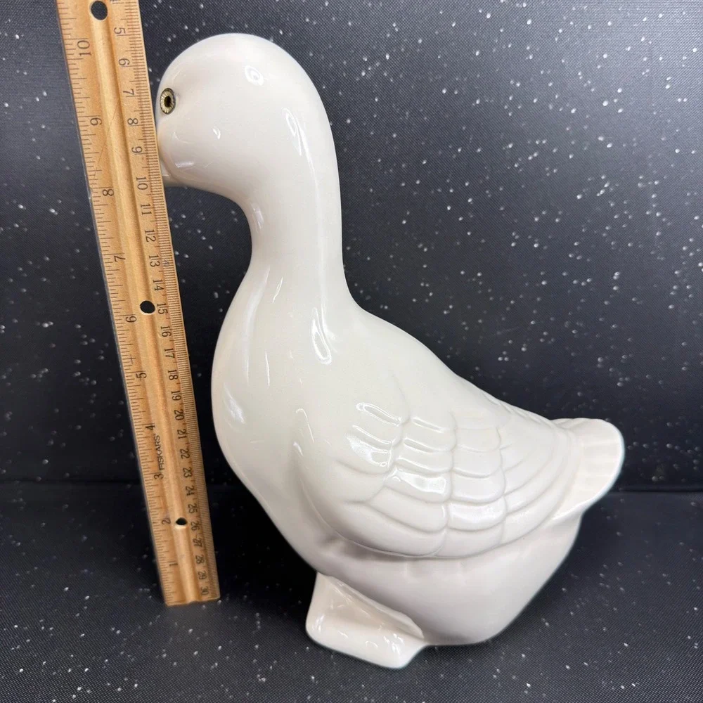 Lionstone Pottery White Ceramic‎ Duck Figurine Glossy Bird Statue 10in Tall